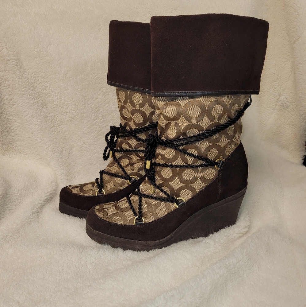 Coach Womens Maisy Signature C Logo Wedge Brown Boot Khaki Size 8